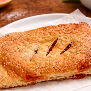 Pastelitos de Guava And Cream Cheese